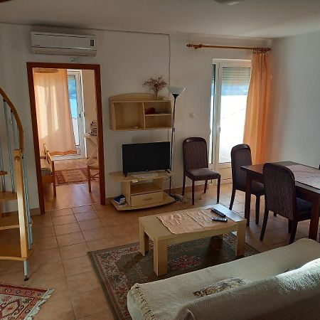 Apartman Supetarska Draga Daire Dış mekan fotoğraf