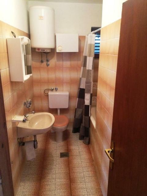 Apartman Supetarska Draga Daire Dış mekan fotoğraf