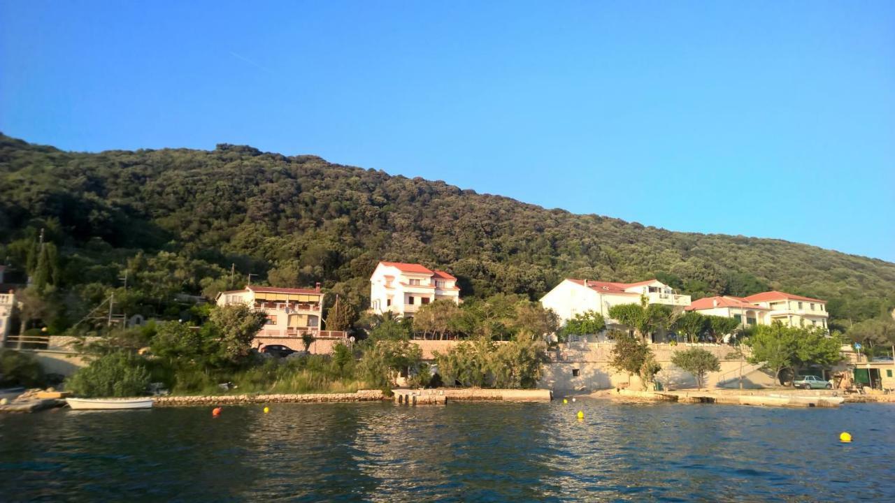 Apartman Supetarska Draga Daire Dış mekan fotoğraf