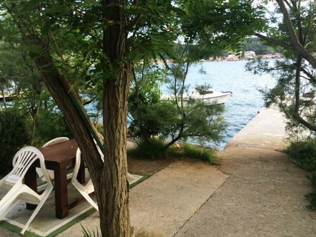 Apartman Supetarska Draga Daire Dış mekan fotoğraf
